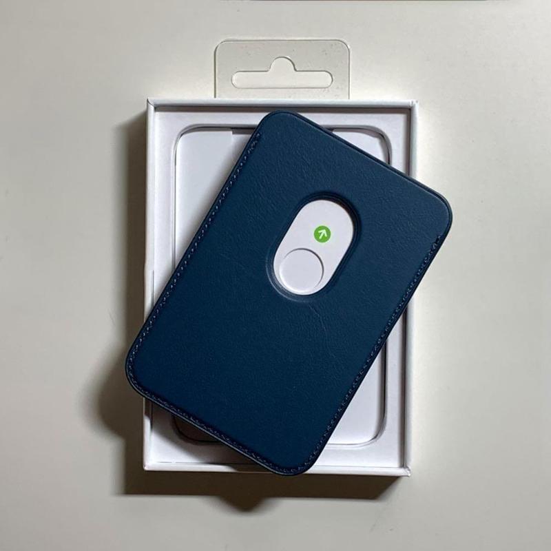 iPhone Apple純正 MagSafe対応 レザーウォレット・バルティックブルー