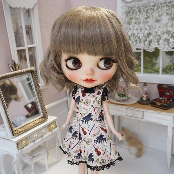 ブライス（Blythe） ネオブライス ウィッグ フレンチウェーブミディ