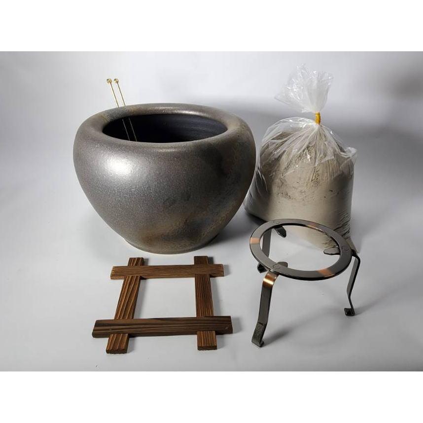 砂釉金彩火鉢 10号 5点 セット（高級わら灰 5L付き・火箸・五徳