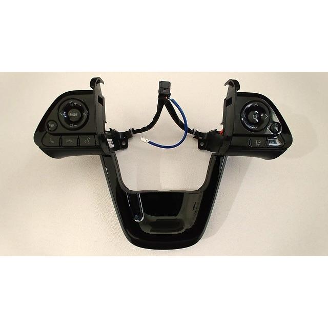 トヨタ（TOYOTA） トヨタ純正 ステアリングスイッチ (音声認識・ハンズ