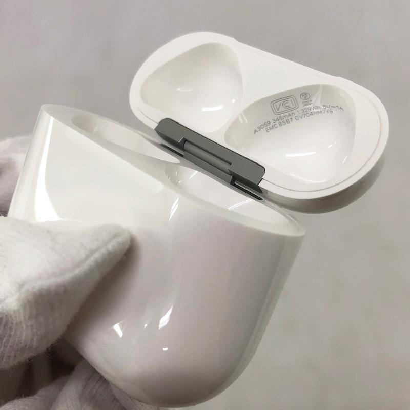 Apple MXP93J/A AirPods 第4世代【製造番号：DV704HM7Y9】《家電・山城