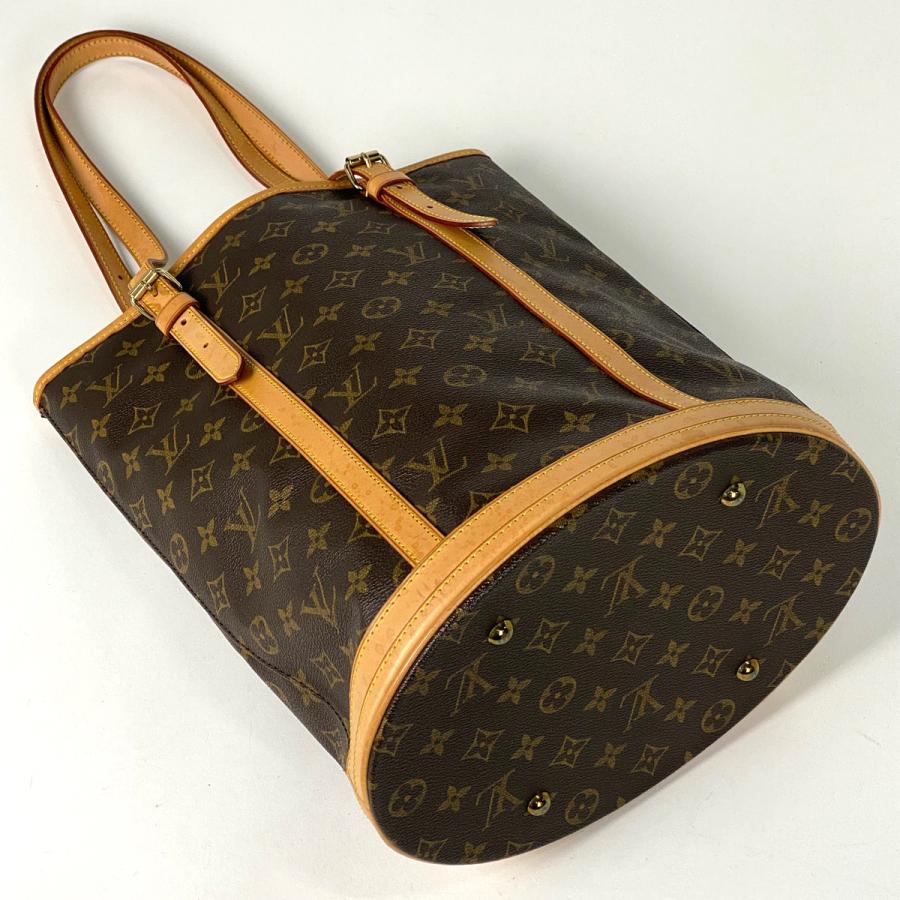 LOUIS VUITTON（ルイ・ヴィトン） バケット GM ショルダーバッグ