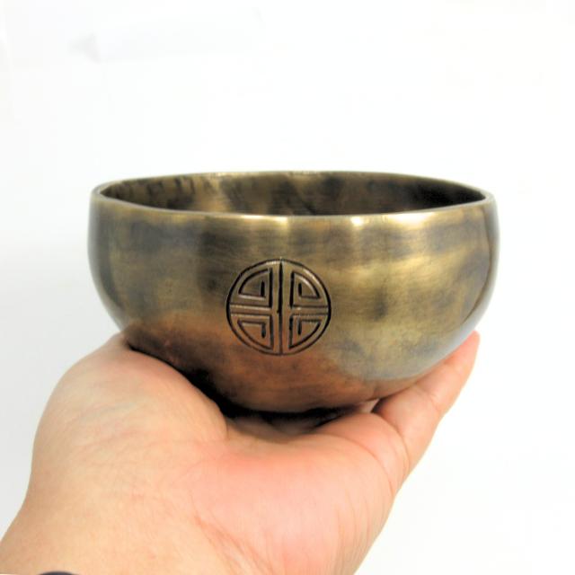 シンギングボウル 7メタル 約11.5cm 満月文様 手打ち 音浄化 ヨガ 瞑想