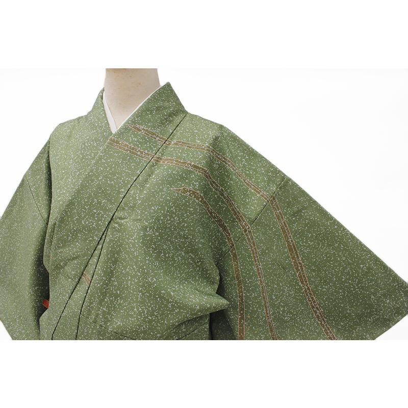 中古 本場牛首紬 紬 訪問着 リサイクル カジュアル 抹茶 蝋たたき染め