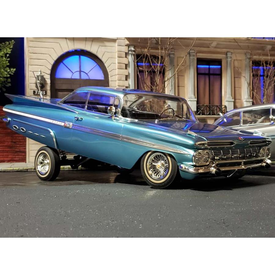 ラジコン 1/10 ローライダー インパラ 1959 ブルー 超精密ラジコンです