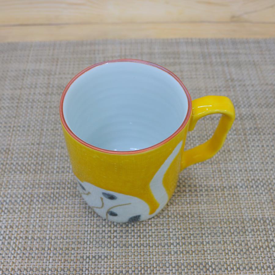 マグカップ 有田焼 波佐見焼 招き猫黄色マグ 猫 猫柄 縁起物｜和食器