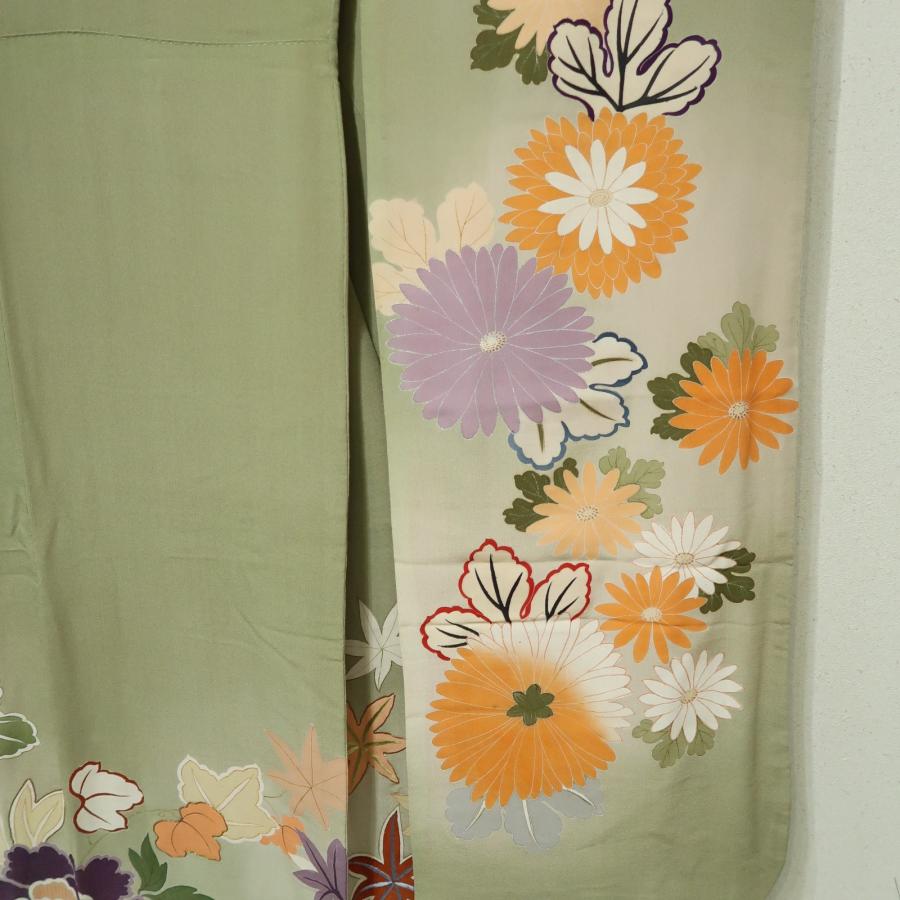 fu3215 アンティーク振袖 薄緑の地色 レトロで大正ロマンの雰囲気