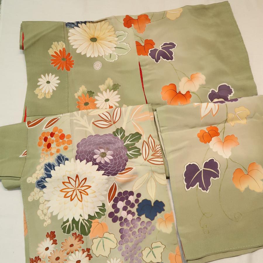 fu3215 アンティーク振袖 薄緑の地色 レトロで大正ロマンの雰囲気