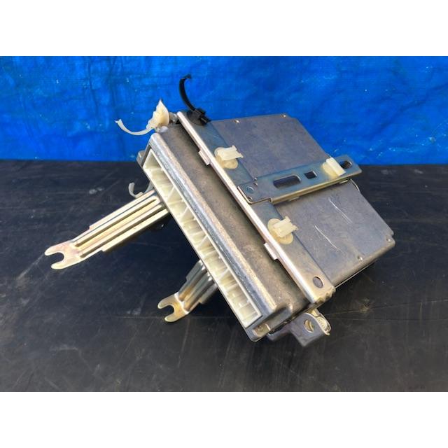 エンジン コンピューター フィット GD1 ホンダ L13A AT FF 37820-PWA