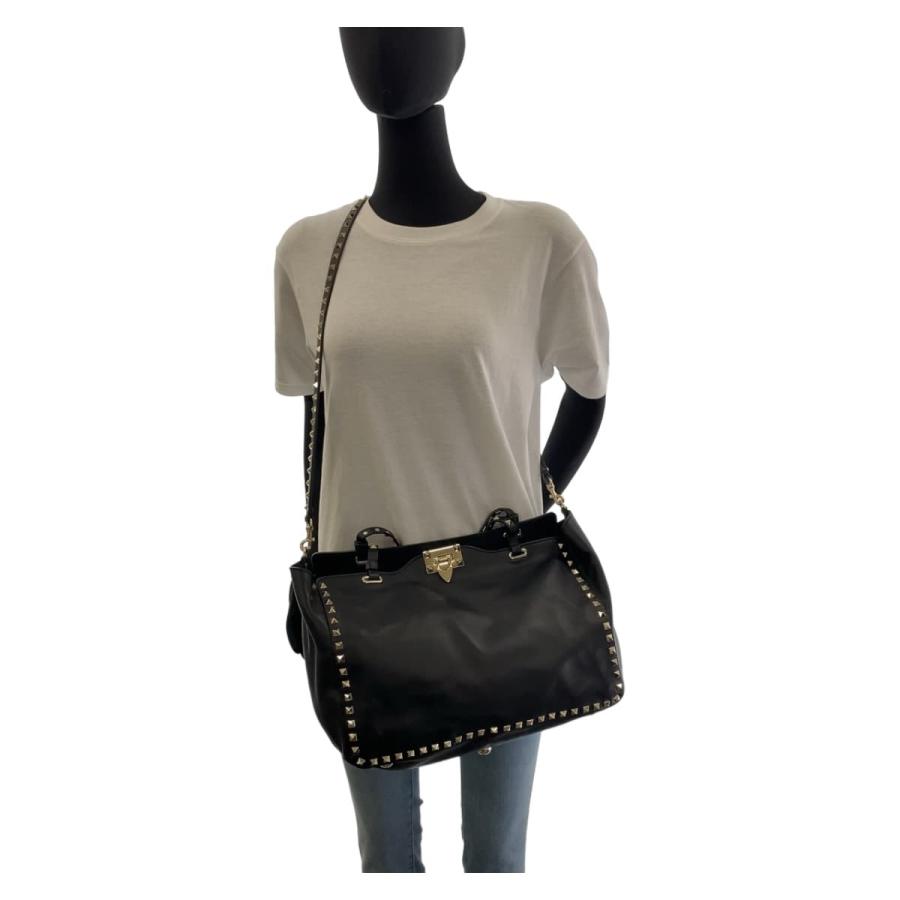 VALENTINO（ヴァレンティノ） 美品 ロックスタッズ ブラック 黒