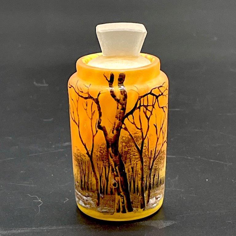 極上完品!！ ドームナンシー 冬景色文香香水瓶 エナメル彩 風景 Daum