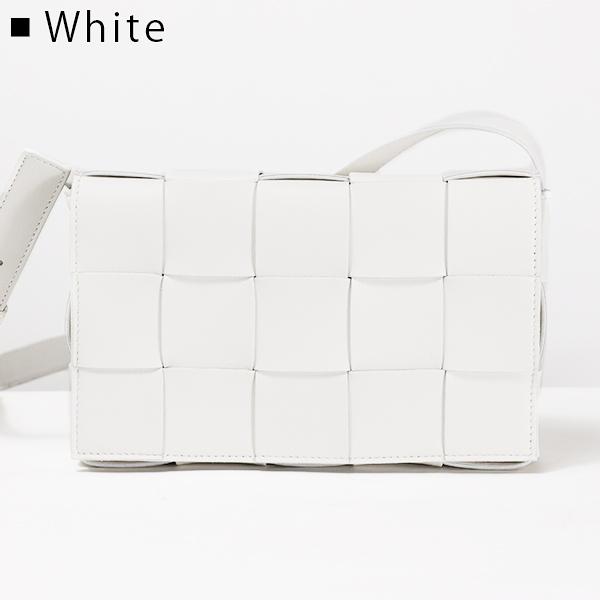 BOTTEGA VENETA（ボッテガ・ヴェネタ） CASSETTE ショルダーバッグ