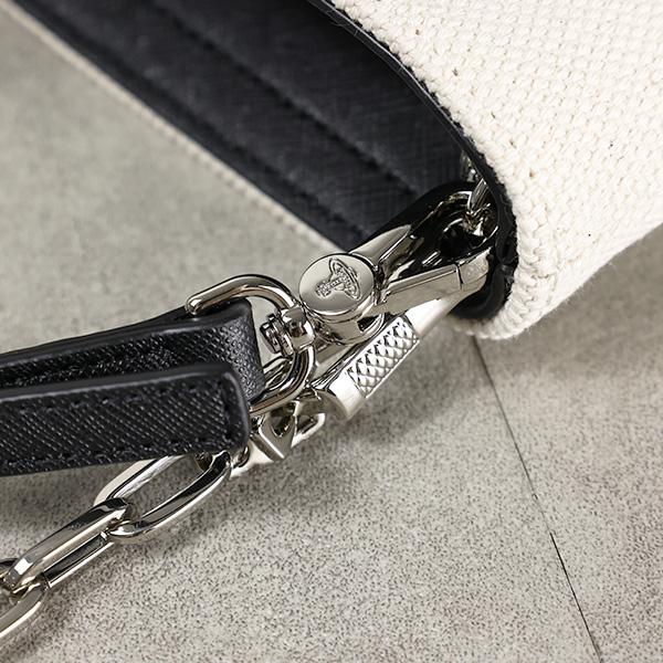 Vivienne Westwood（ヴィヴィアンウエストウッド） ヴィヴィアン