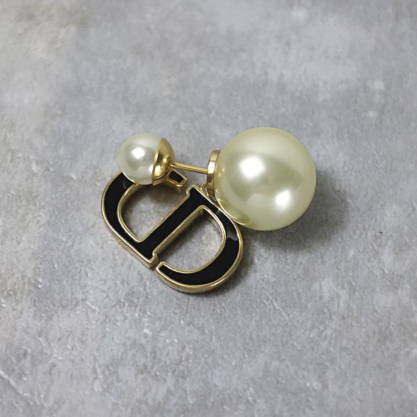 Christian Dior（クリスチャン・ディオール） Dior ディオール