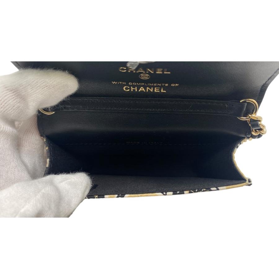 CHANEL（シャネル） ミニチェーンショルダー イヤーエンドギフト