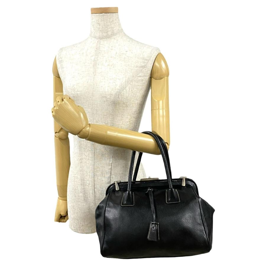 PRADA（プラダ） 極 美品 鍵付き 希少品 ロゴ金具 がま口 レザー 本革