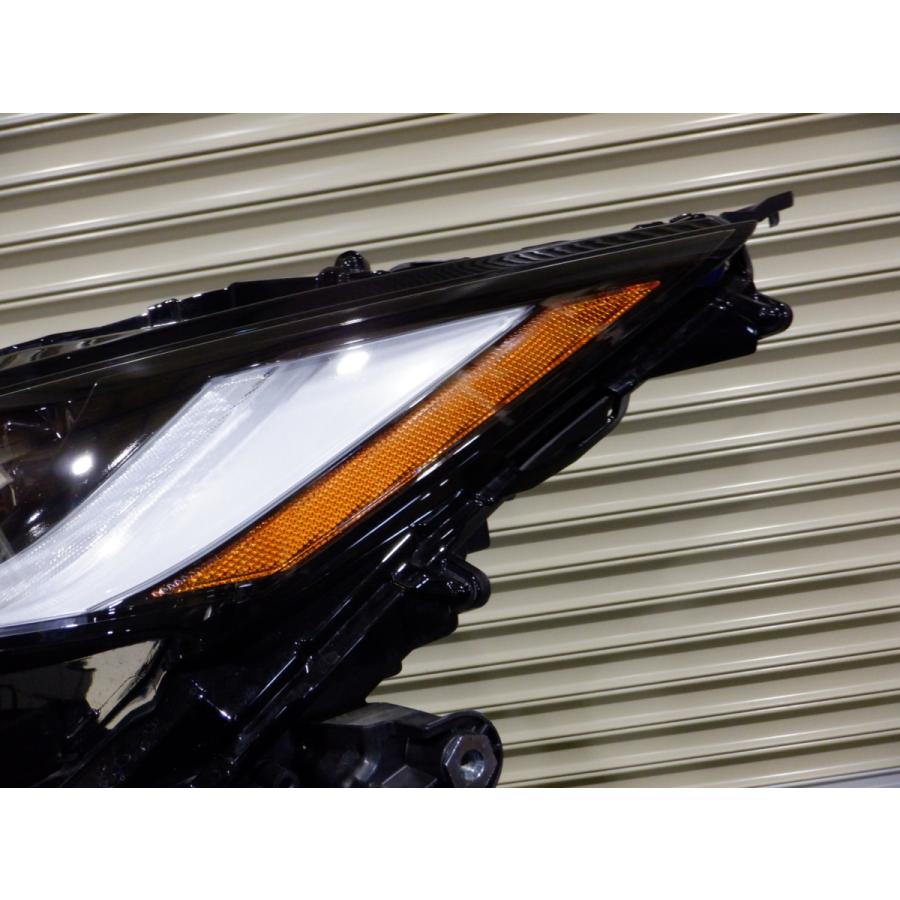 新車外し 純正 AXUH80 AXUH85 MXUA80 MXUA85 80 ハリアー Z/G LED