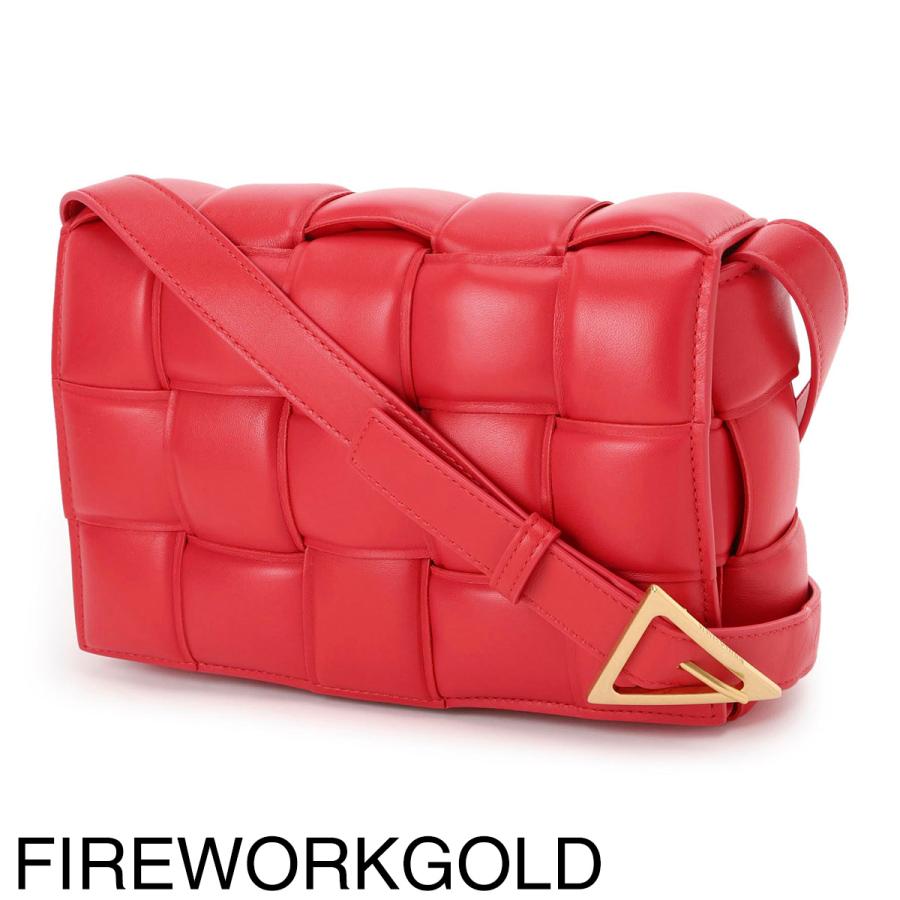 BOTTEGA VENETA（ボッテガ・ヴェネタ） ショルダーバッグ PADDED