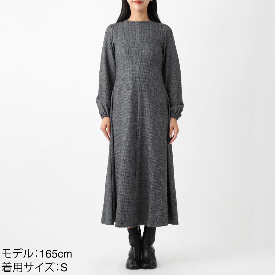 MAXMARA WEEKEND LINE（マックスマーラウィークエンドライン