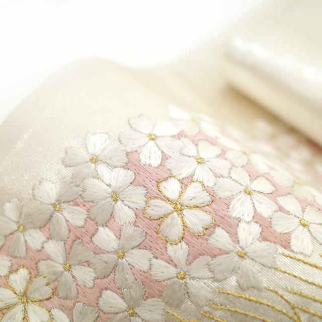 袋帯 フォーマル リサイクル 正絹 手刺繍 引箔地 金糸 白銀地 ホワイト