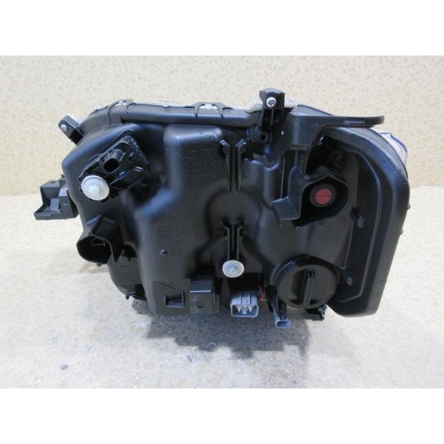 良品 ダイハツ ムーヴ キャンバス LA850S/LA860S 純正 LED 右 ヘッド