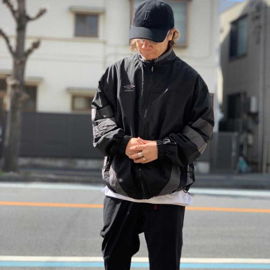 umbro（アンブロ） ナイロンジャケット トラックジャケット NYLON