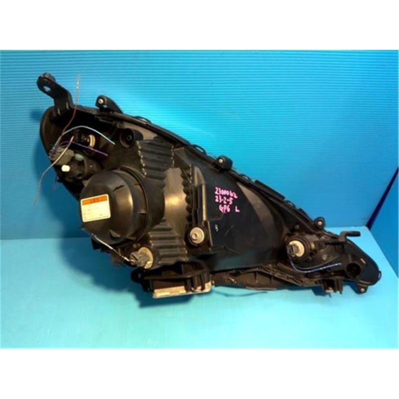 ホンダ 純正 フィット 《 GP4 》 左ヘッドライト 33151-TF0-N81 P11600