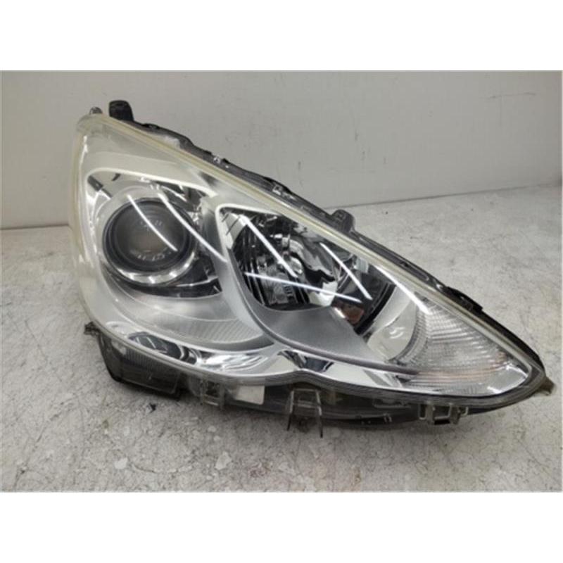 トヨタ 純正 アクア 《 NHP10 》 右ヘッドライト 81110-52K60 P60900