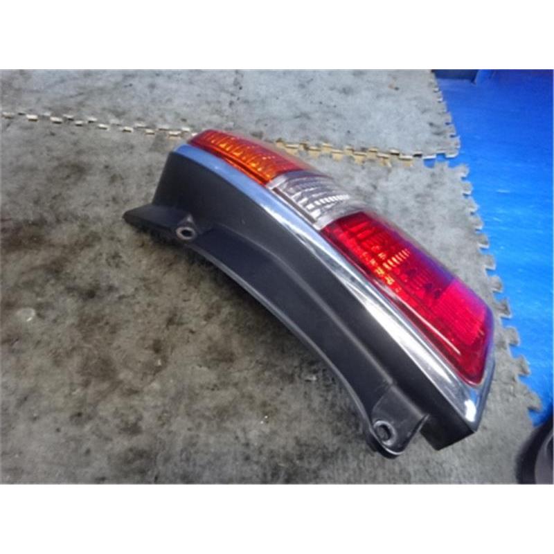 ダイハツ 純正 ミラジーノ 《 L700S 》 右テールランプ 81550-97236