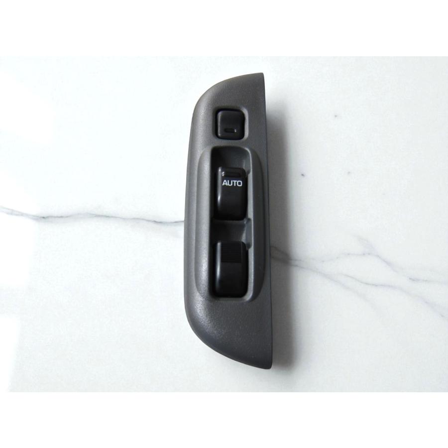 パワーウインドウレギュレータマスタスイッチAssy 84820-87208-B0