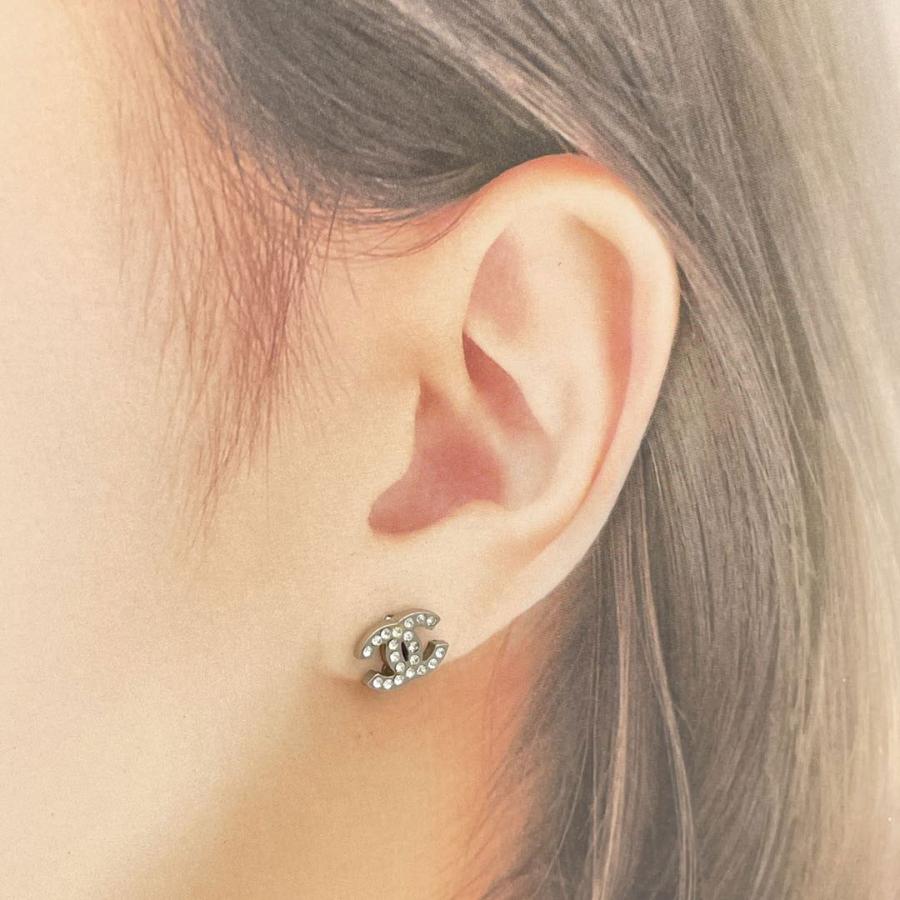 CHANEL（シャネル） ミニピアス ココマーク ラインストーン シルバー