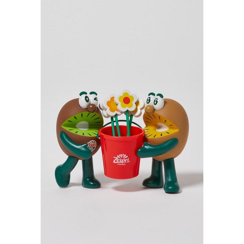 宝島社 【新品】1週間以内発送【特別付録 ゼスプリ キウイブラザーズ