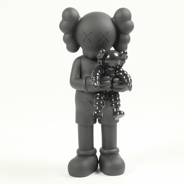 KAWS カウズ ×MEDICOM TOY メディコム トイ FAMILY OPEN EDITION