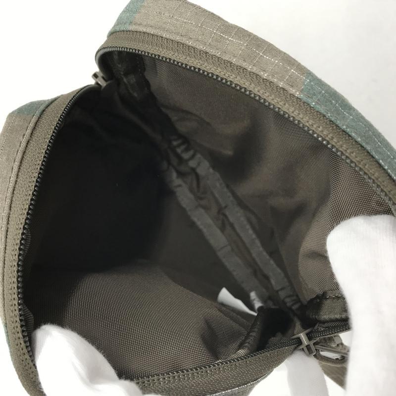 Supreme（シュプリーム） ショルダーバッグ カモフラ柄 ロゴ 迷彩