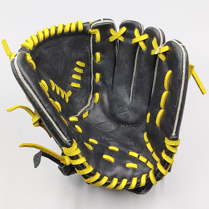 NIKE（ナイキ） 【全紐交換済みグローブ】 少年軟式グローブ / 投手用