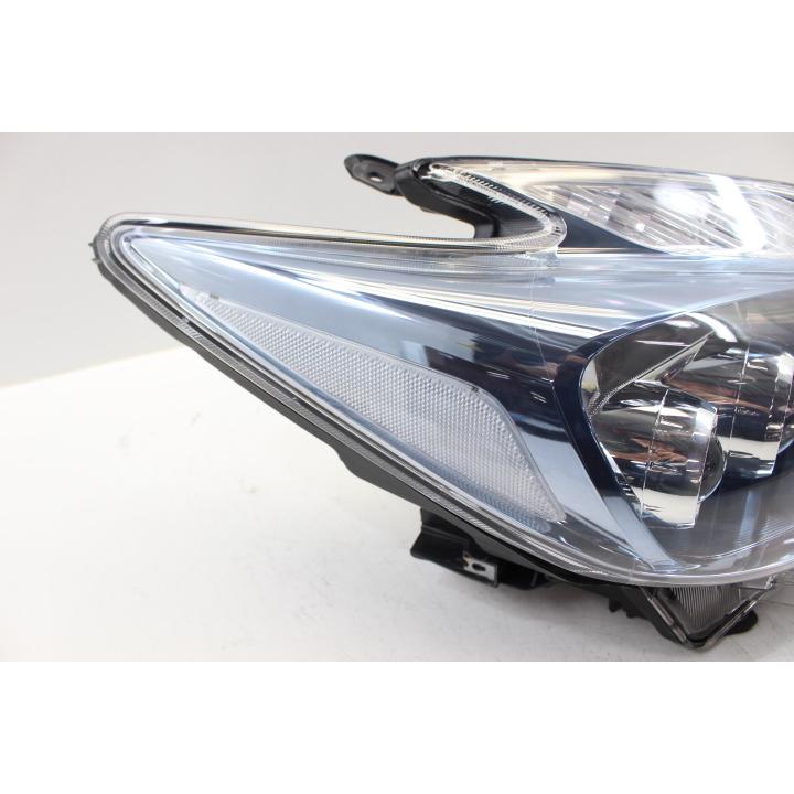 美品 プリウス ZVW30 LED ヘッドライト 右 右側 コイト 47-30 打刻二