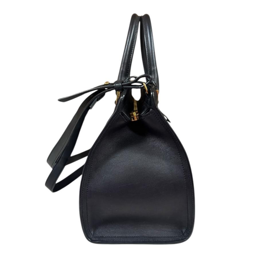 サンローラン ベイビーカバス ショルダーバッグ レザー 424868