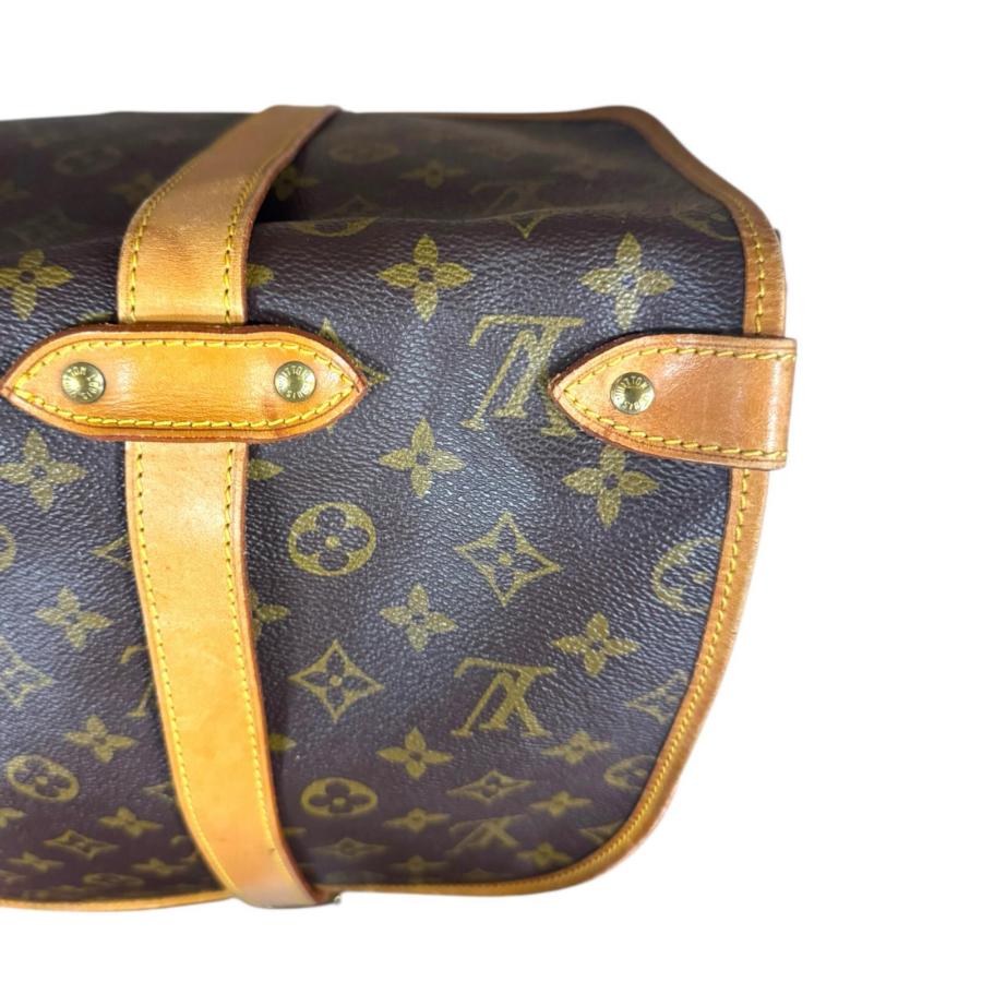 LOUIS VUITTON（ルイ・ヴィトン） ソミュール43 モノグラム ショルダー