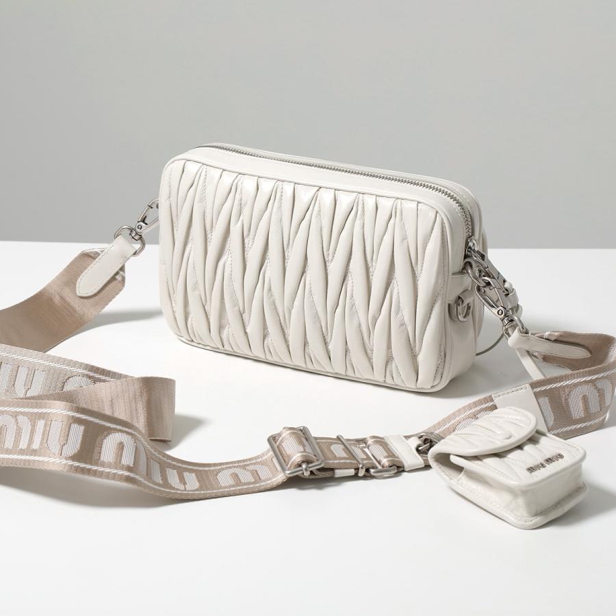 miu miu（ミュウミュウ） ショルダーバッグ MATELASSE マテラッセ