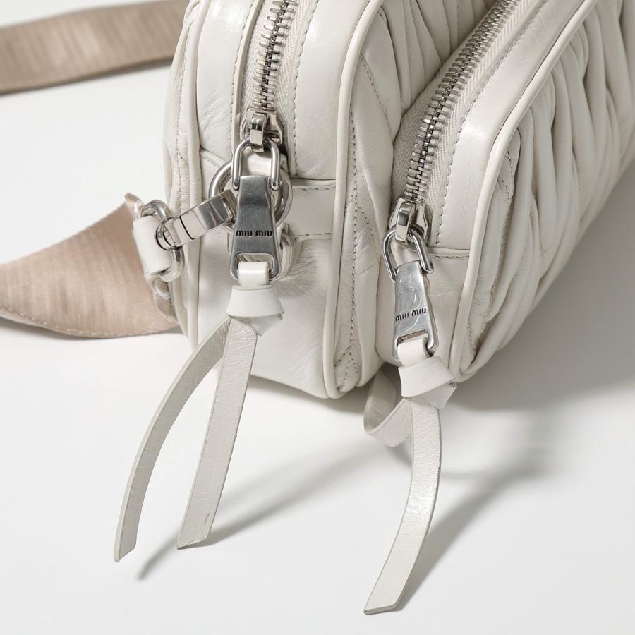 miu miu（ミュウミュウ） ショルダーバッグ MATELASSE マテラッセ
