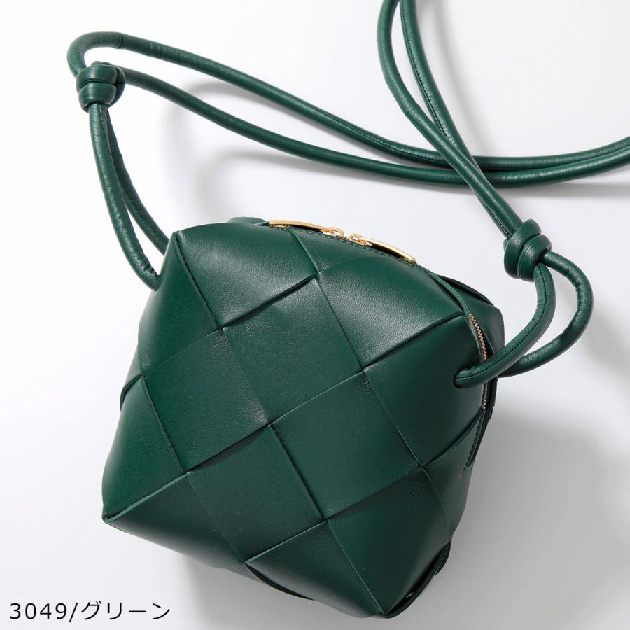 BOTTEGA VENETA（ボッテガ・ヴェネタ） ショルダーバッグ CASSETTE