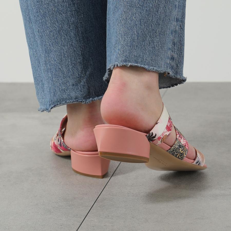 FERRAGAMO（フェラガモ） サンダル MAYA 30 1 0736622 レディース