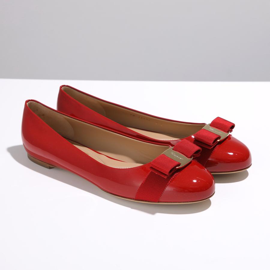 FERRAGAMO（フェラガモ） パンプス VARINA ヴァリナ 592125 レディース