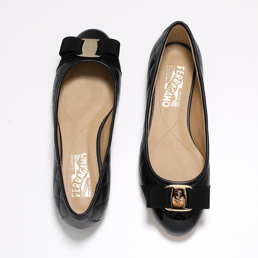 FERRAGAMO（フェラガモ） パンプス VARINAQ ヴァリナ 0672100