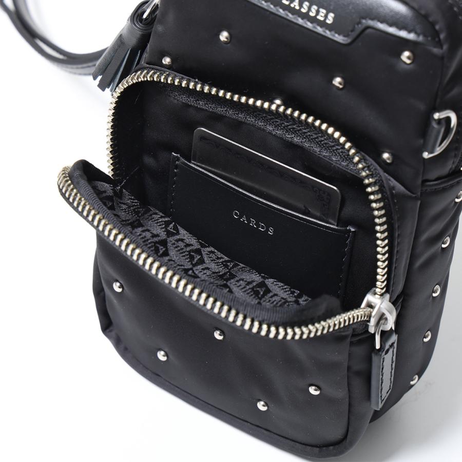 ANYA HINDMARCH（アニヤ・ハインドマーチ） ショルダーバッグ