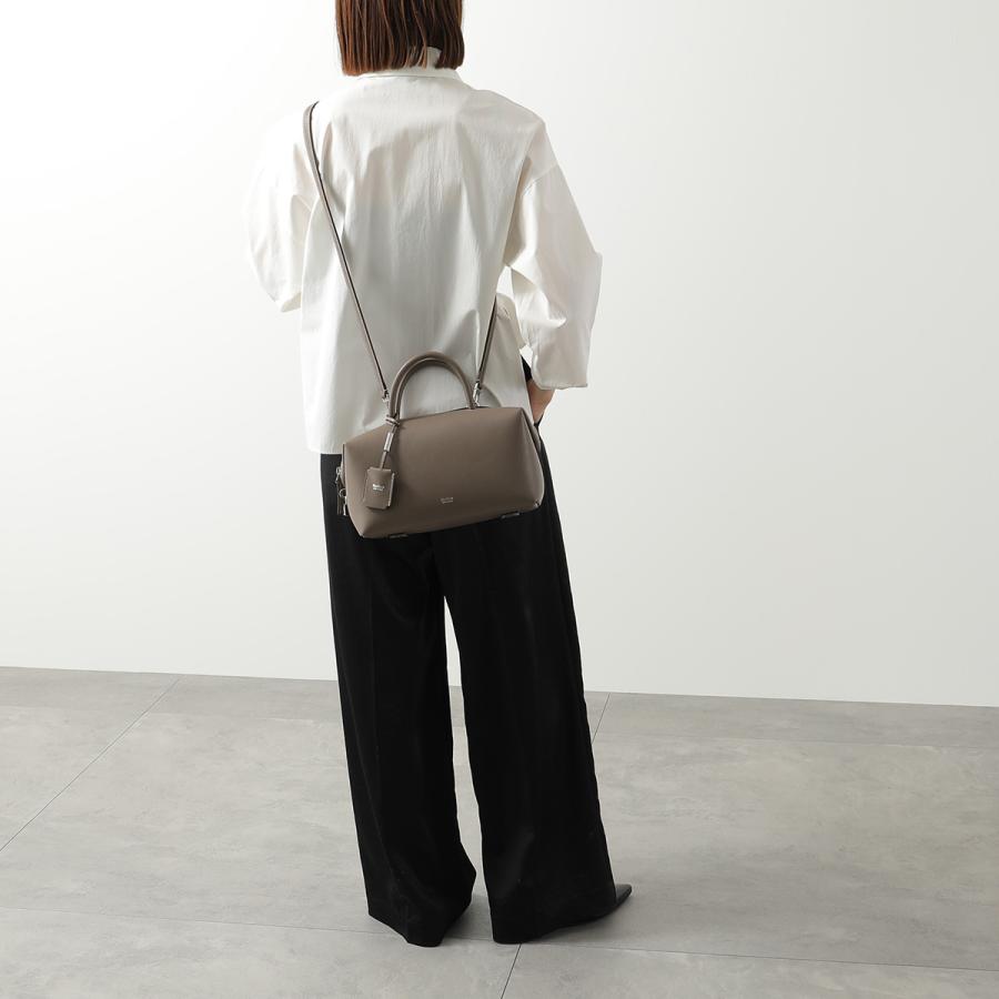 Max Mara（マックスマーラ） ショルダーバッグ HOLDALLM ホールド