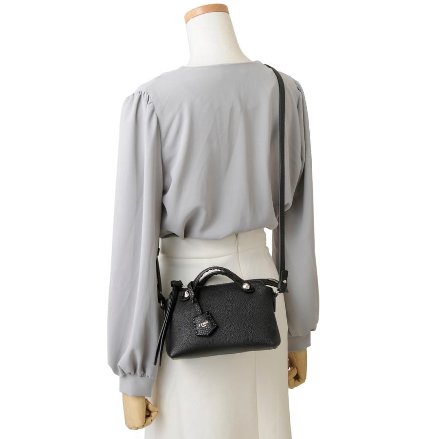 FENDI（フェンディ） 爆買WEEKセール ショルダーバッグ レディース