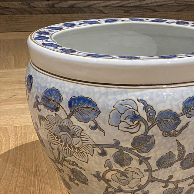 浮彫魚缶白 藍花 中 水鉢 火鉢 10号 シノワズリ オリエンタル