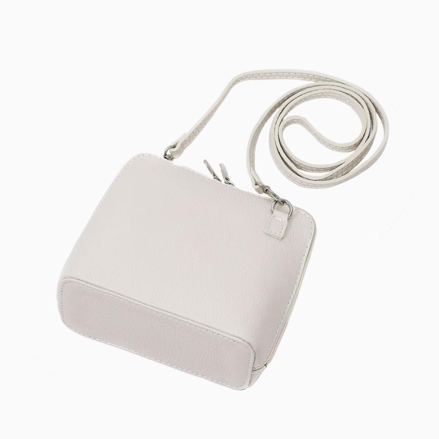 ショルダーバッグ 牛革 レザー シボ加工 イタリア製 カバン ブラック