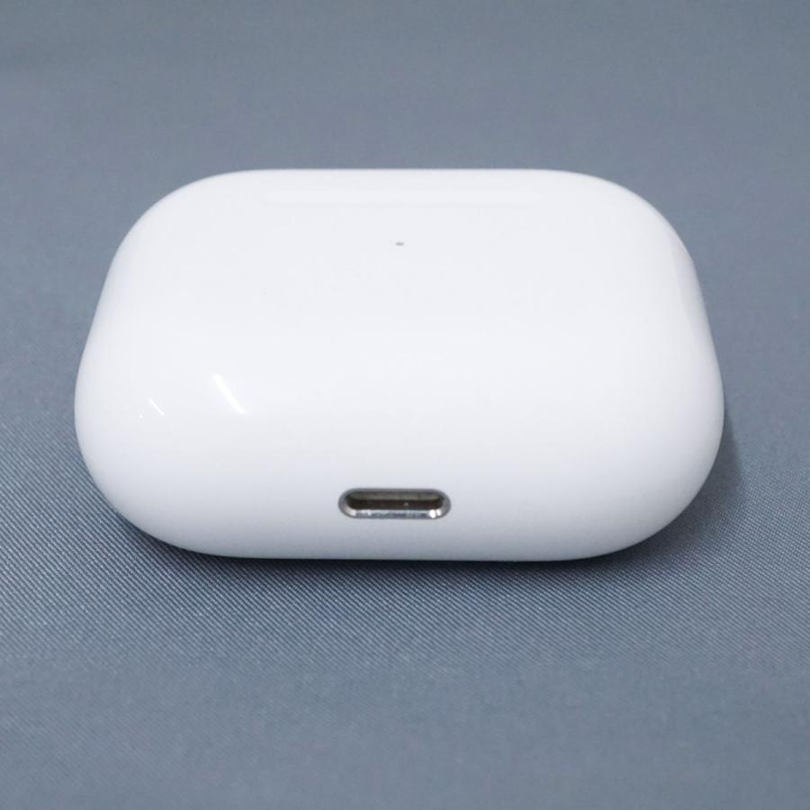 Apple Apple AirPods 第三世代 充電ケースのみ A2897 USED品 ライト二